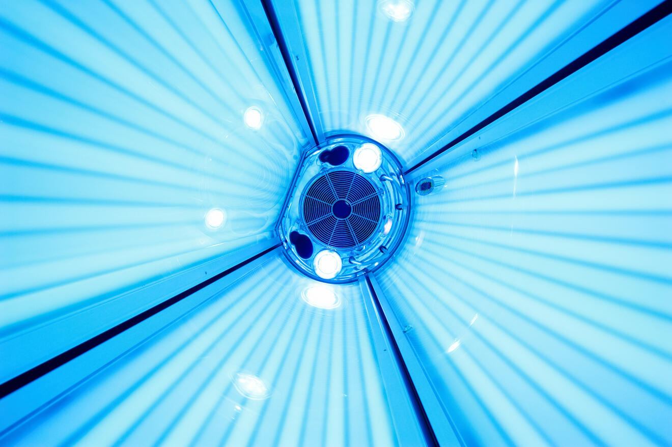 Interior de cama de bronceado